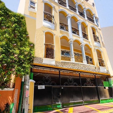 Oyo 831 Casa Maria Hotel Manila Exterior foto
